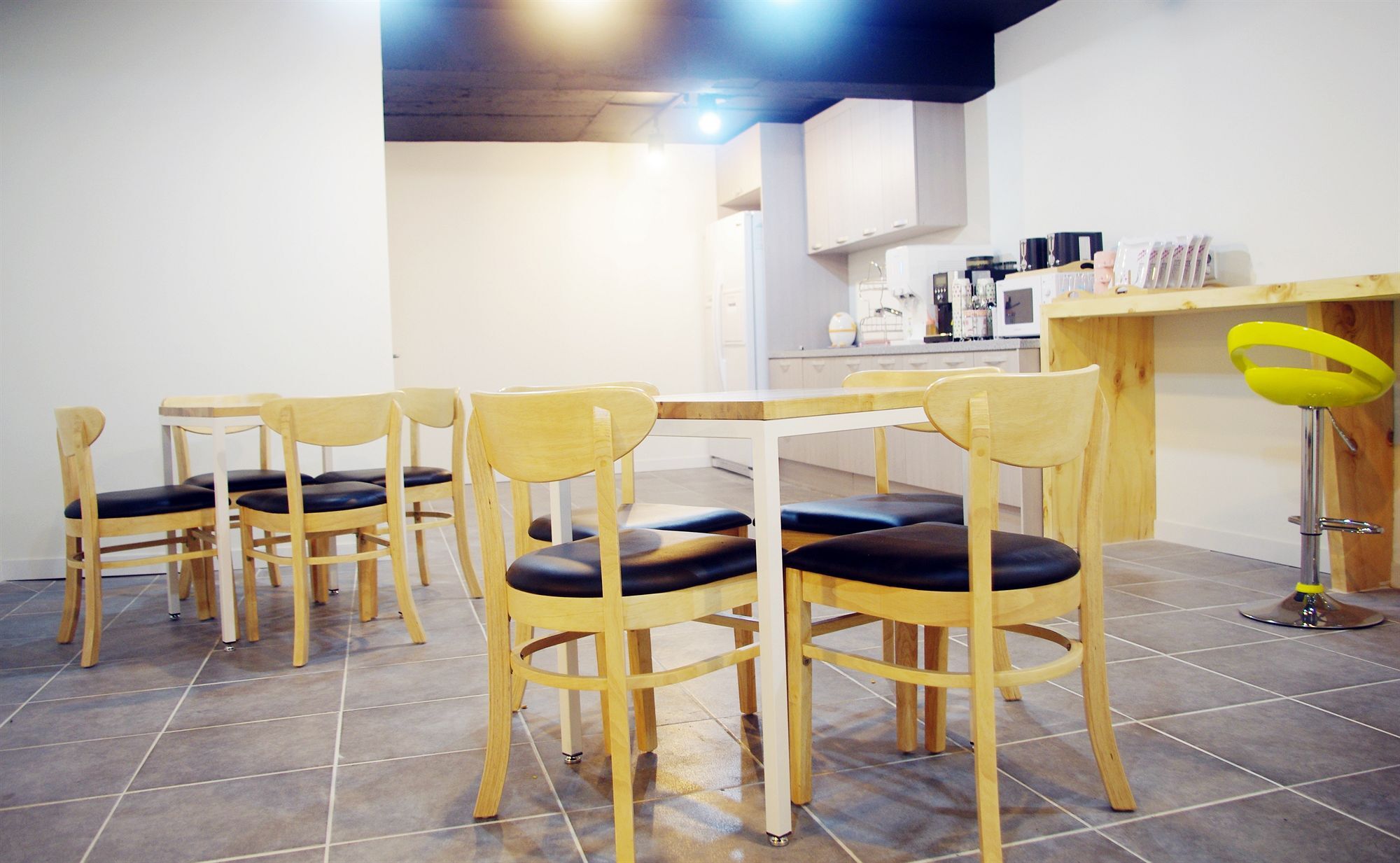 24 Guesthouse Yeosu Bagian luar foto