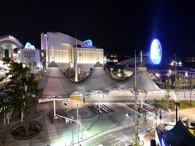 24 Guesthouse Yeosu Bagian luar foto