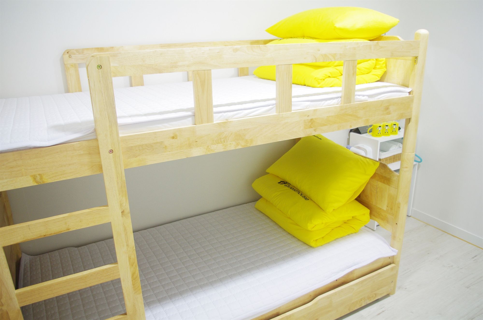 24 Guesthouse Yeosu Bagian luar foto