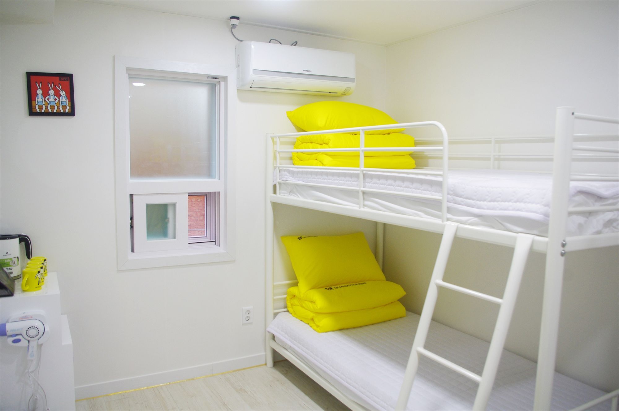 24 Guesthouse Yeosu Bagian luar foto